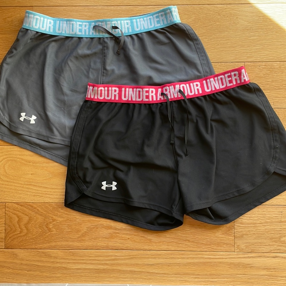 Set of 2 under armour shorts